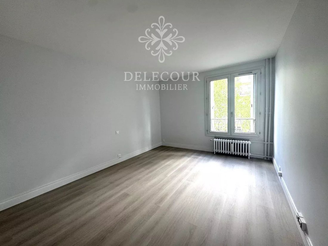 Apartment in Montrouge, Ile-de-France, France 4 - 18320043