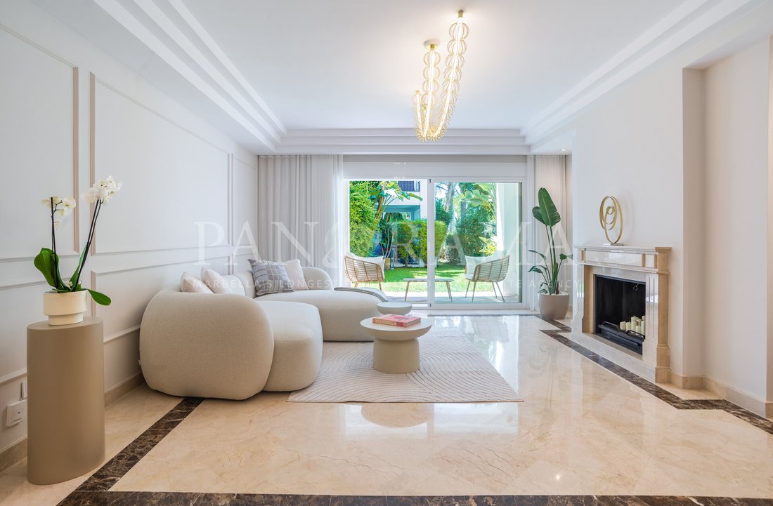 Apartment in Marbella, Andalusia, Spain 2 - 18336833