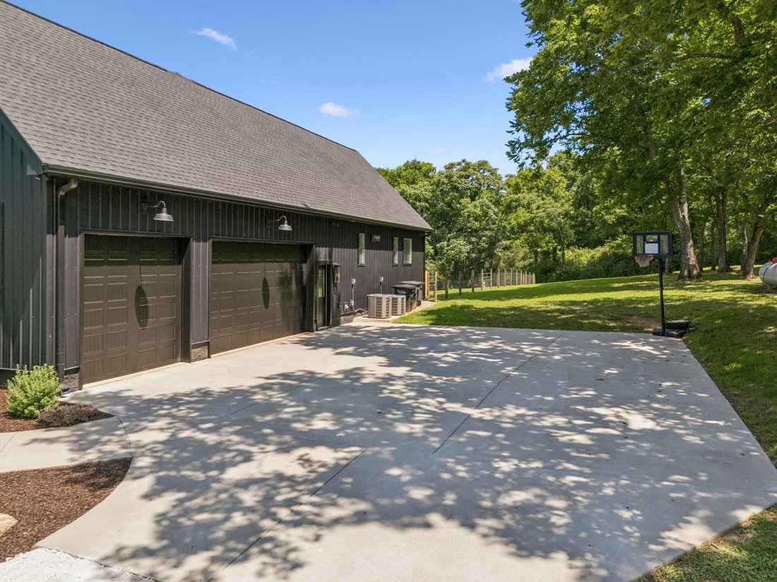 House in Columbia, Tennessee, United States 5 - 18333206