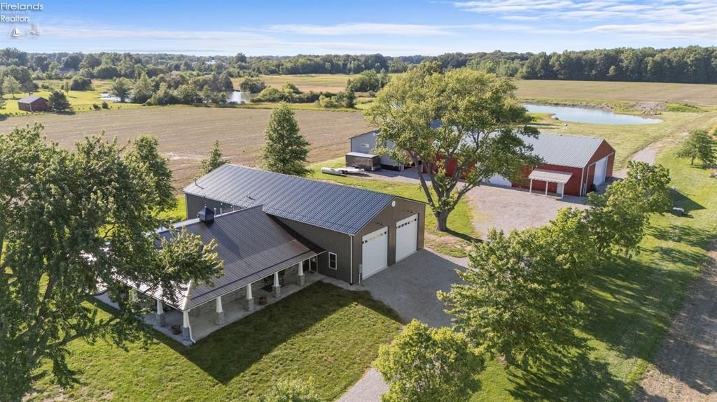 House in Port Clinton, Ohio, United States 2 - 18346173
