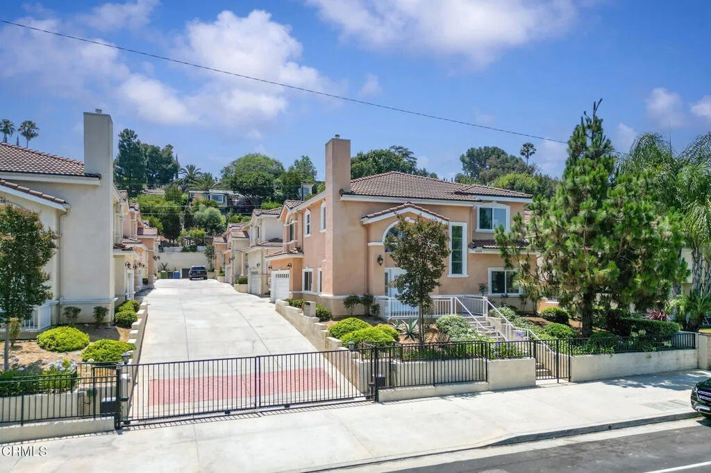 Condo in Los Angeles, California, United States 1 - 18340408