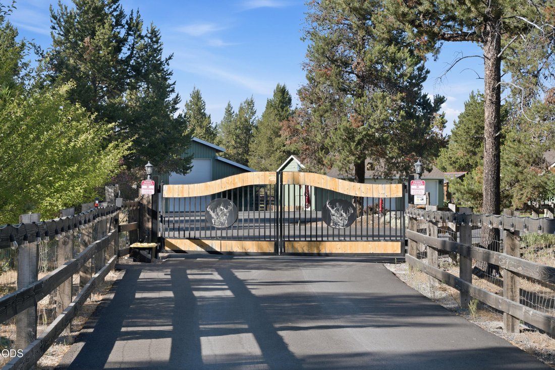 House in La Pine, Oregon, United States 5 - 18339714