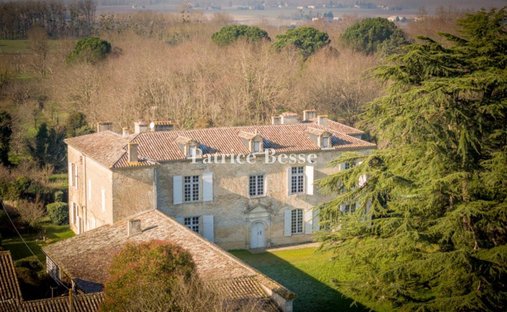 House in La Réole, Nouvelle-Aquitaine, France 1