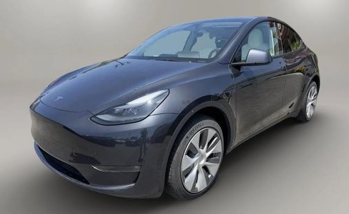 2024 Tesla Model Y Long Range Sport Utility 4D in Riverside, CA, United States 1