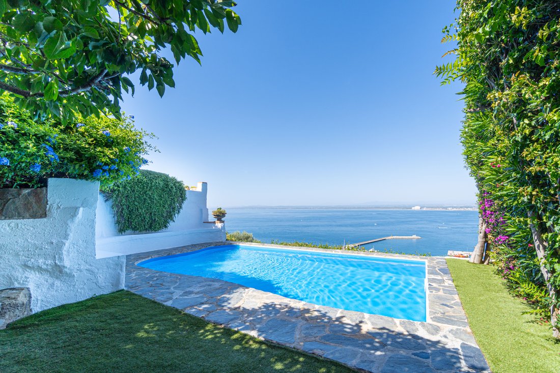 Villa in Roses, Catalonia, Spain 2 - 18336652