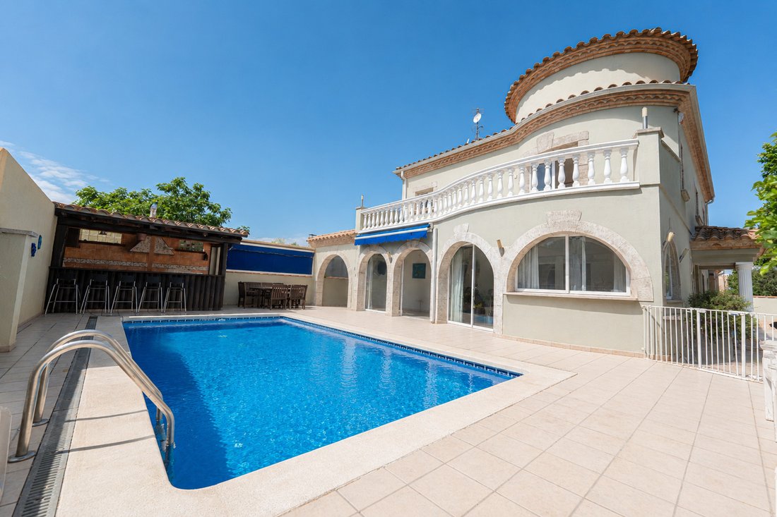 House in Empuriabrava, Catalonia, Spain 2 - 18337269