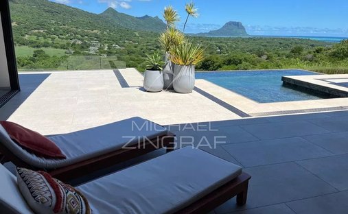 Villa in Case Noyale, Rivière Noire District, Mauritius 1