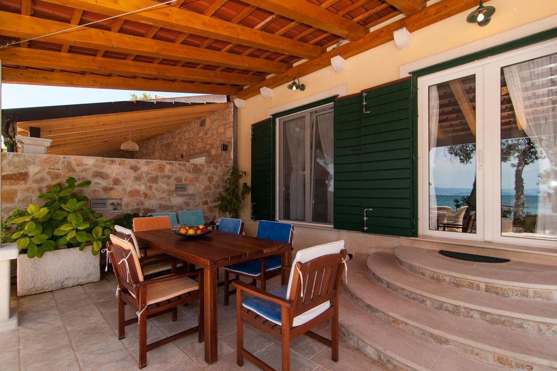 Villa in Split-Dalmatia County, Croatia 5 - 18341236