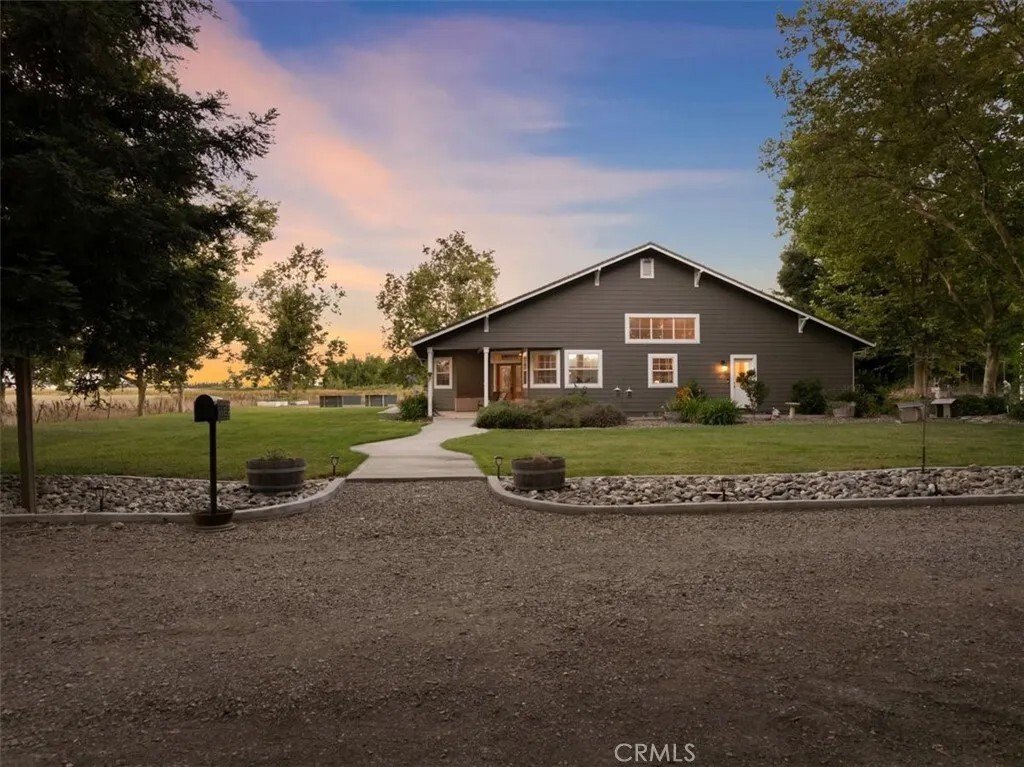 House in Los Molinos, California, United States 1 - 18342506