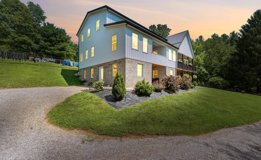 House in Hamden, Ohio, United States 1
