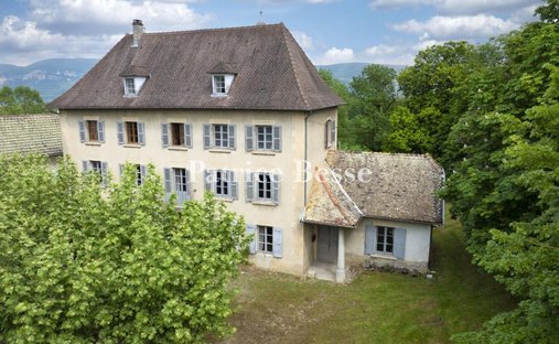 House in Montalieu-Vercieu, Auvergne-Rhône-Alpes, France 1