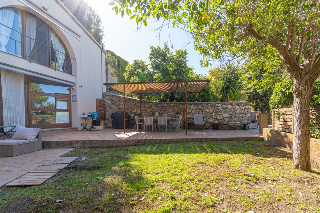 Finca in Palau-saverdera, Catalonia, Spain 4 - 18335476