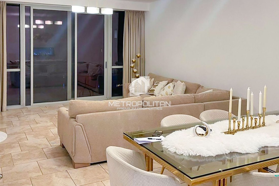 Apartment in Jumeirah Beach Residence, Dubai, United Arab Emirates 5 - 18349739