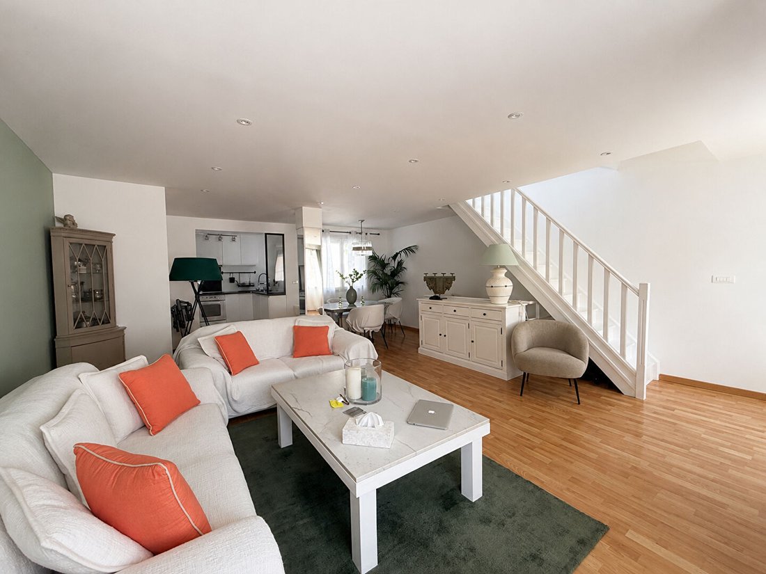 Villa in Mazargues, Marseille, Provence-Alpes-Côte d'Azur 3 - 18337658