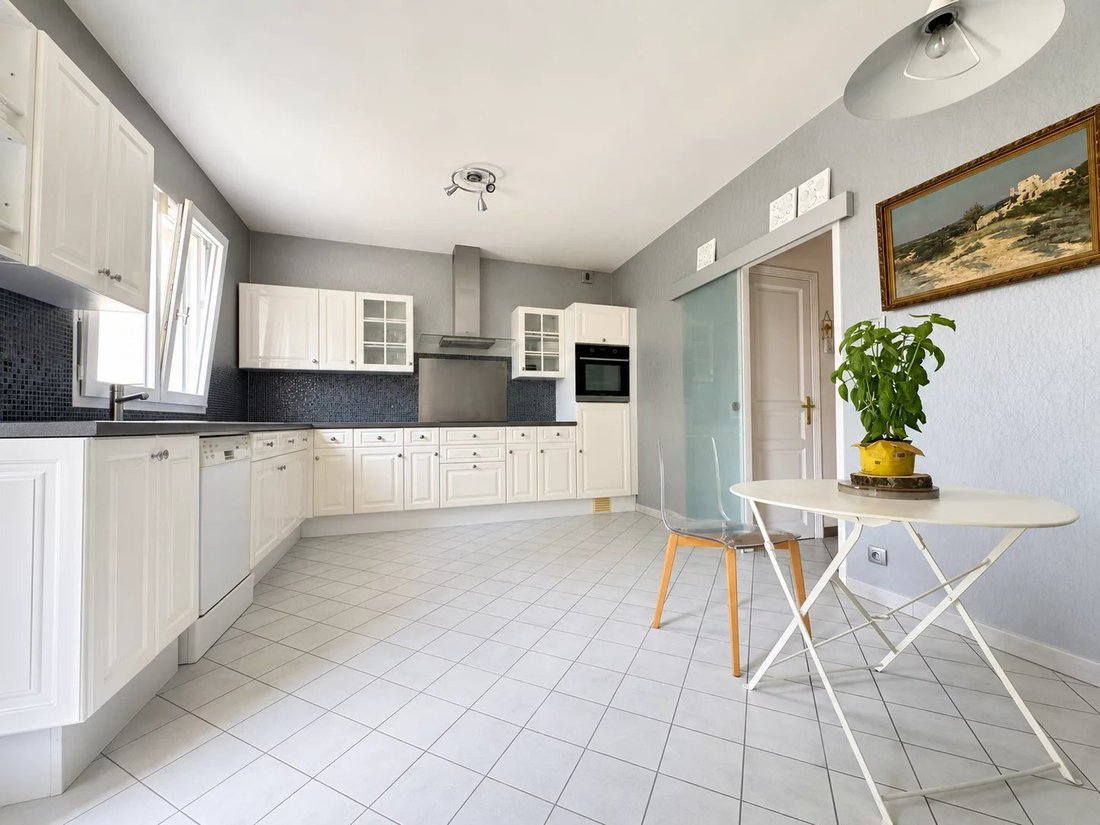 House in Le Plessis-Trévise, Ile-de-France, France 5 - 18336971
