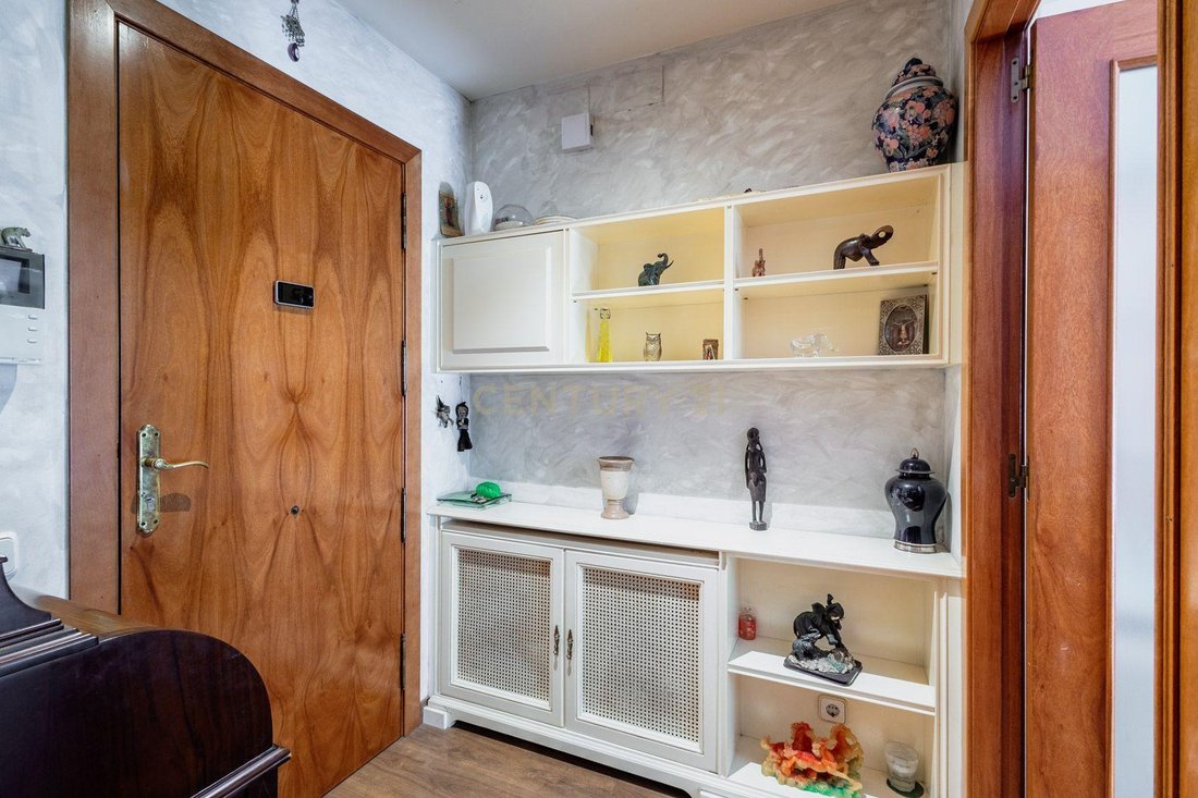 Apartment in Sant Feliu de Llobregat, Catalonia, Spain 4 - 18344445