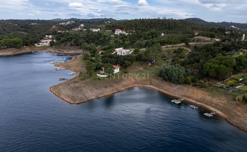 Land in Serra e Junceira, Santarem District, Portugal 1