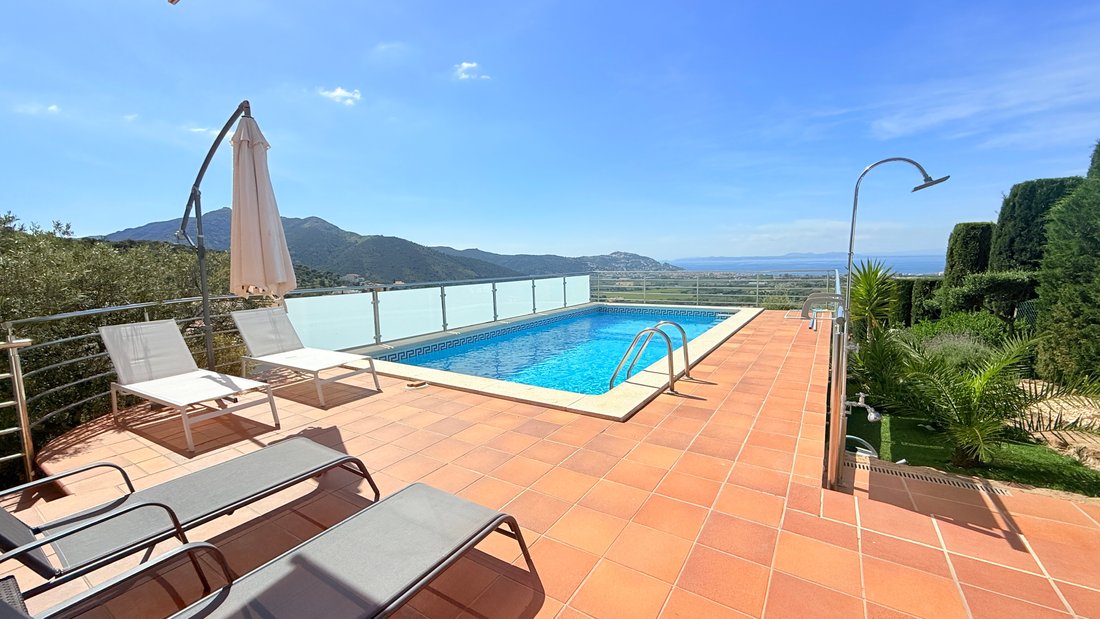 Villa à Roses, Catalogne, Espagne 3 - 18336800