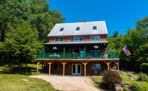 House in Carrabassett Valley, Maine, United States 1