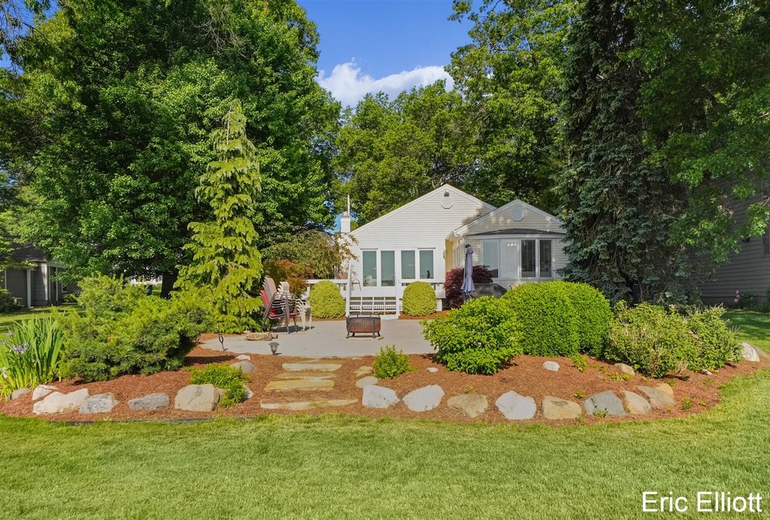 House in West Olive, Michigan, United States 1 - 18339752