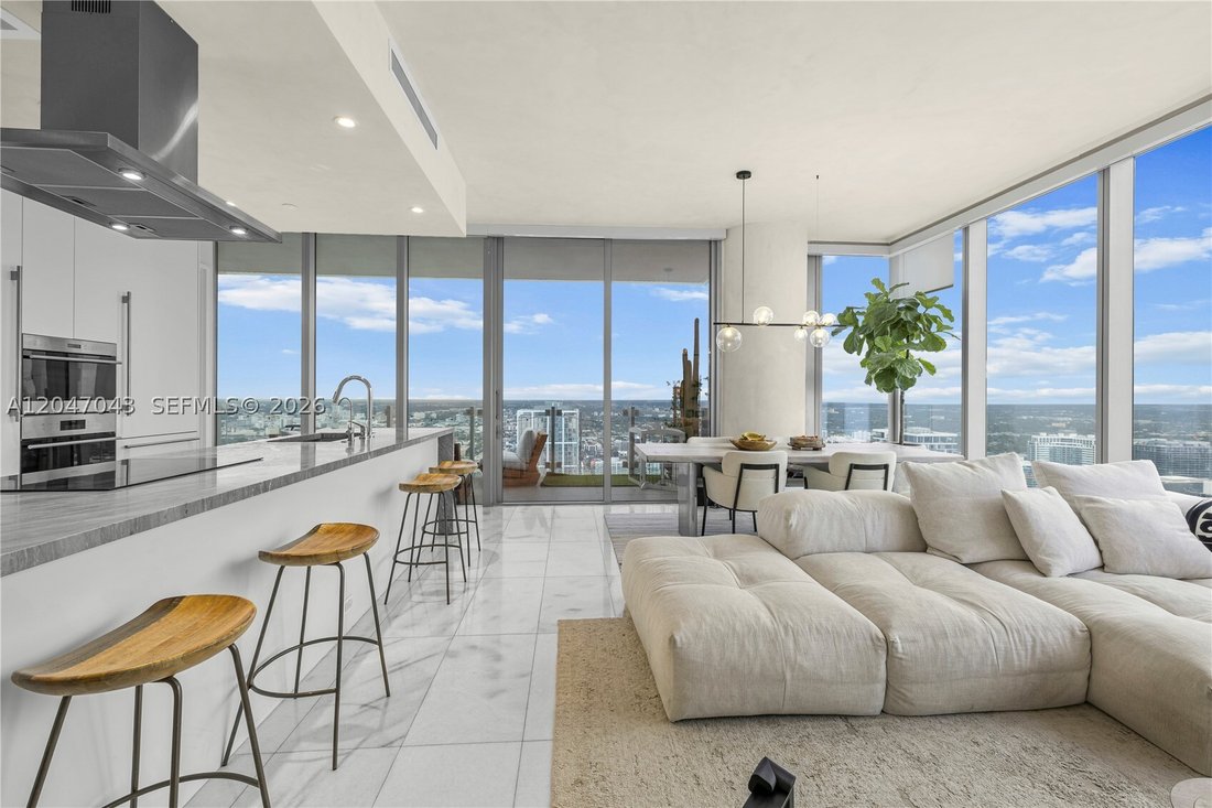 Condo in Miami, Florida, United States 3 - 18340225