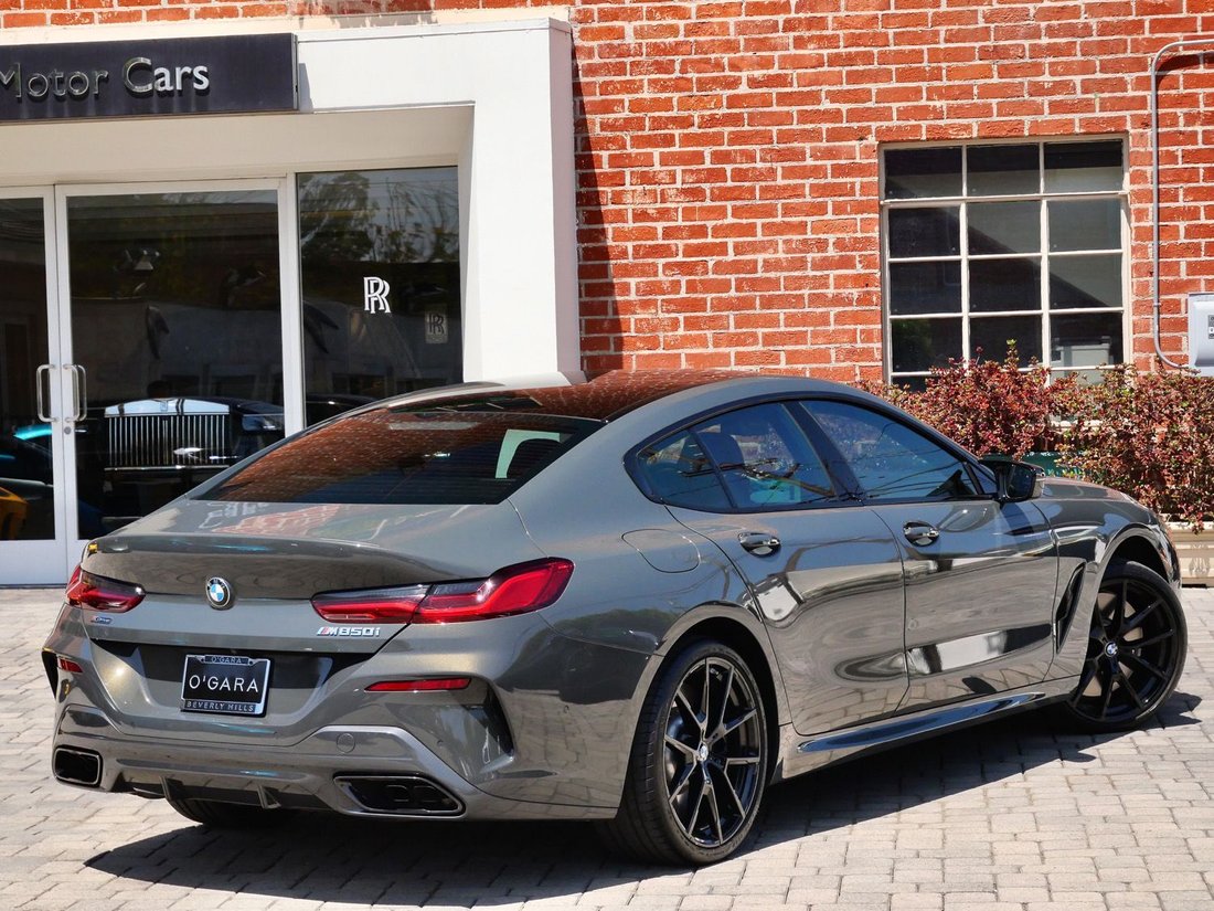 Sedan in Beverly Hills, CA, United States 5 - 18346558