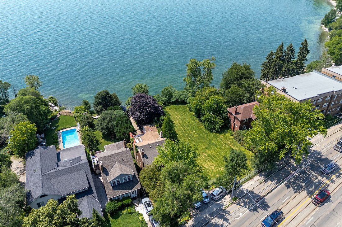 House in Toronto, Ontario, Canada 4 - 18348748