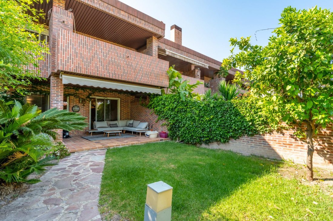 Villa in Alicante, Valencian Community, Spain 3 - 18335604