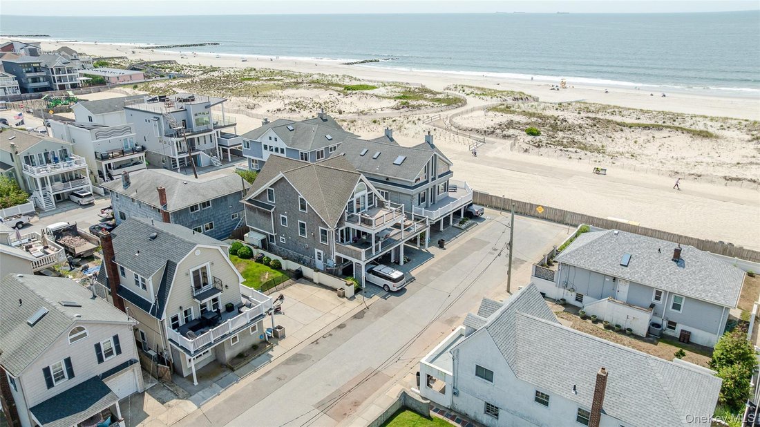 House in Long Beach, New York, United States 3 - 18349674