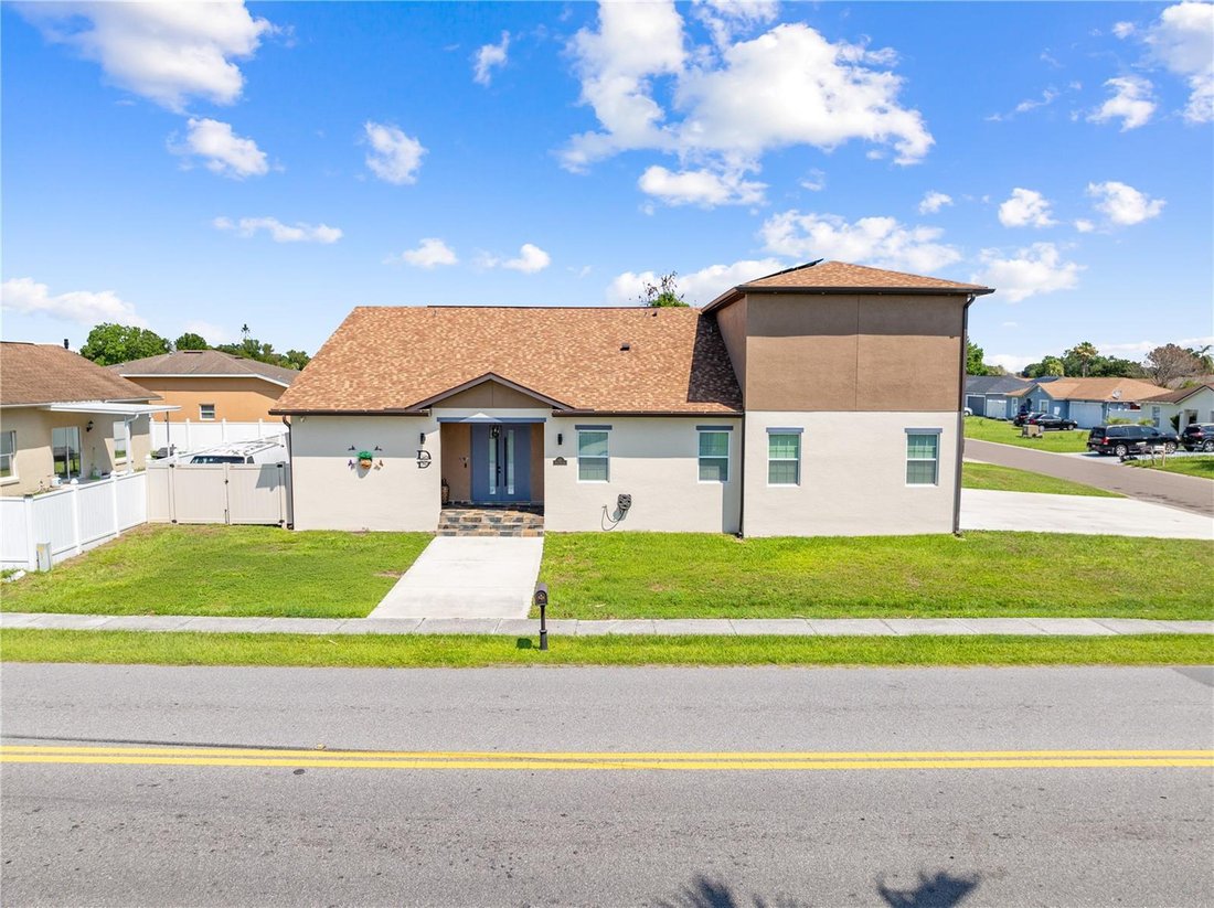 House in Kissimmee, Florida, United States 3 - 18335492