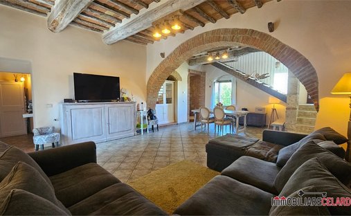 Farm Ranch in Colle di Val d'Elsa, Tuscany, Italy 1