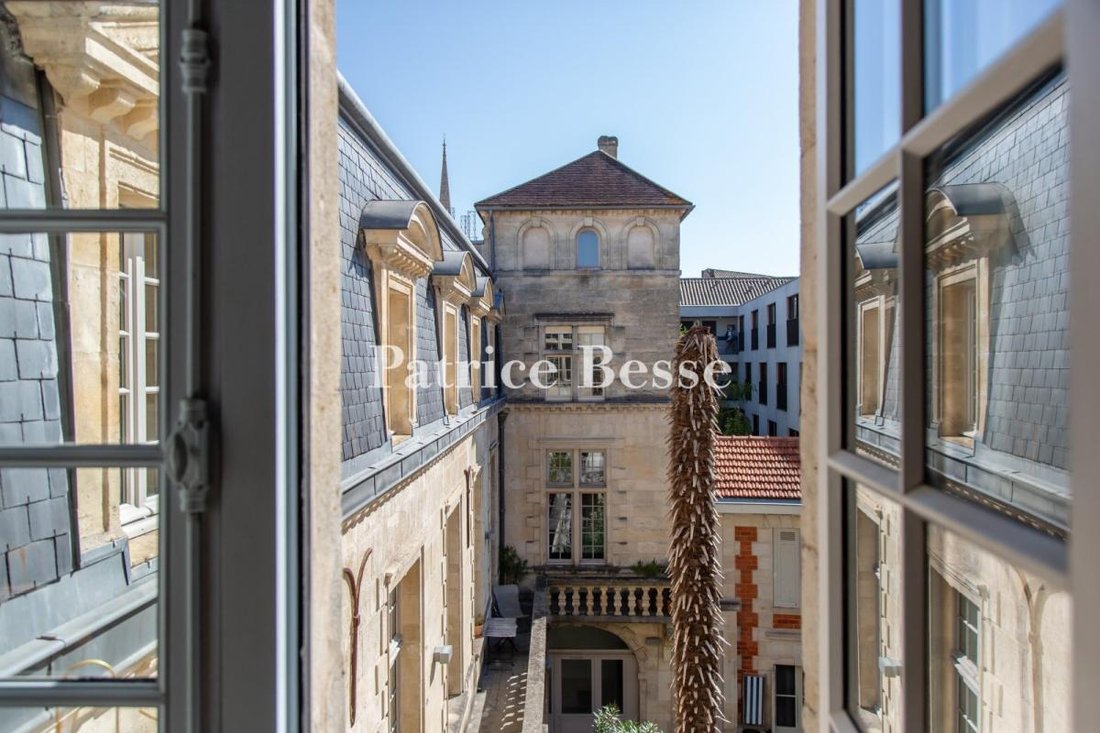 House in Hôtel de Ville-Quinconce-Saint Seurin-Fondaudège, Bordeaux, France 5 - 18340146
