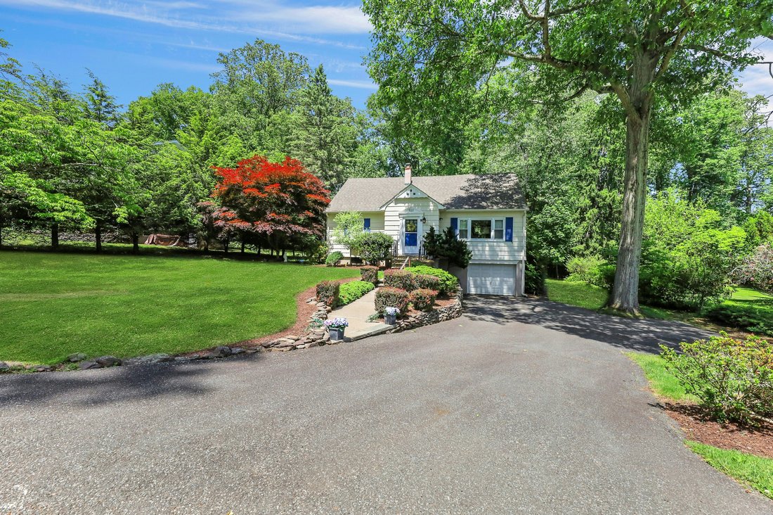 House in Wyckoff, New Jersey, United States 3 - 18336639