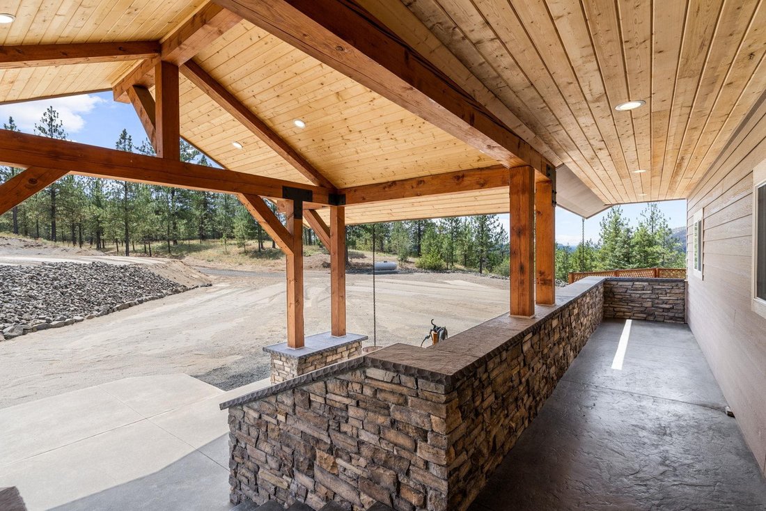 House in Nine Mile Falls, Washington, United States 4 - 18339545