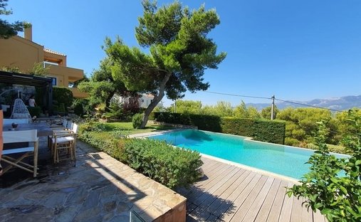 Villa a Ekali, Attica, Grecia 1