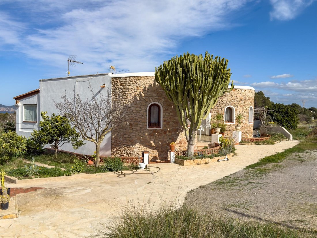 Chalet in Sant Josep de sa Talaia, Balearic Islands, Spain 2 - 18342913