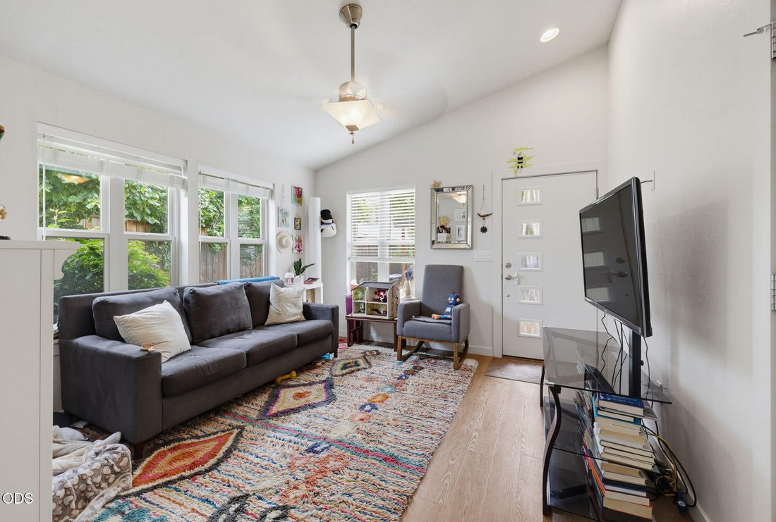House in Ashland, Oregon, United States 5 - 18339712