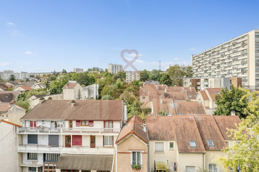 Apartment in Barnufles, Le Kremlin-Bicetre, France 3 - 18341923