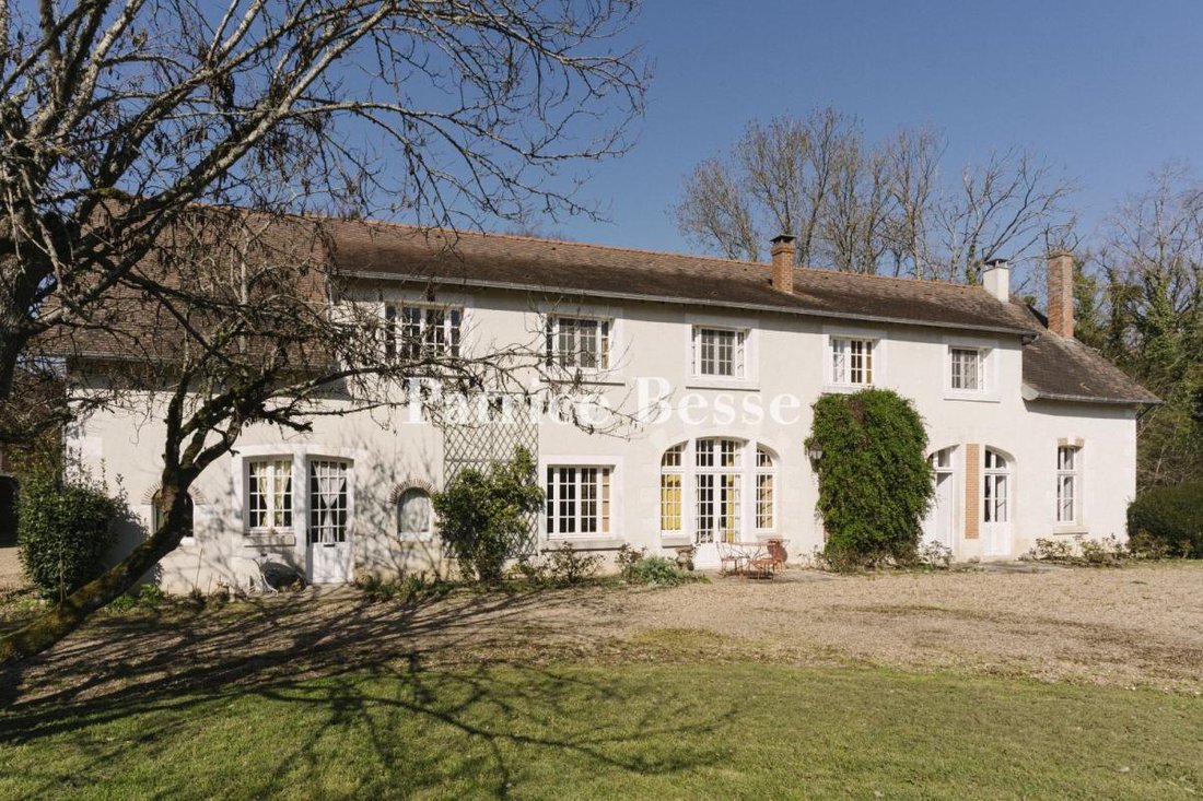House in Cité Médiévale, La Charité-sur-Loire, France 2 - 18340904