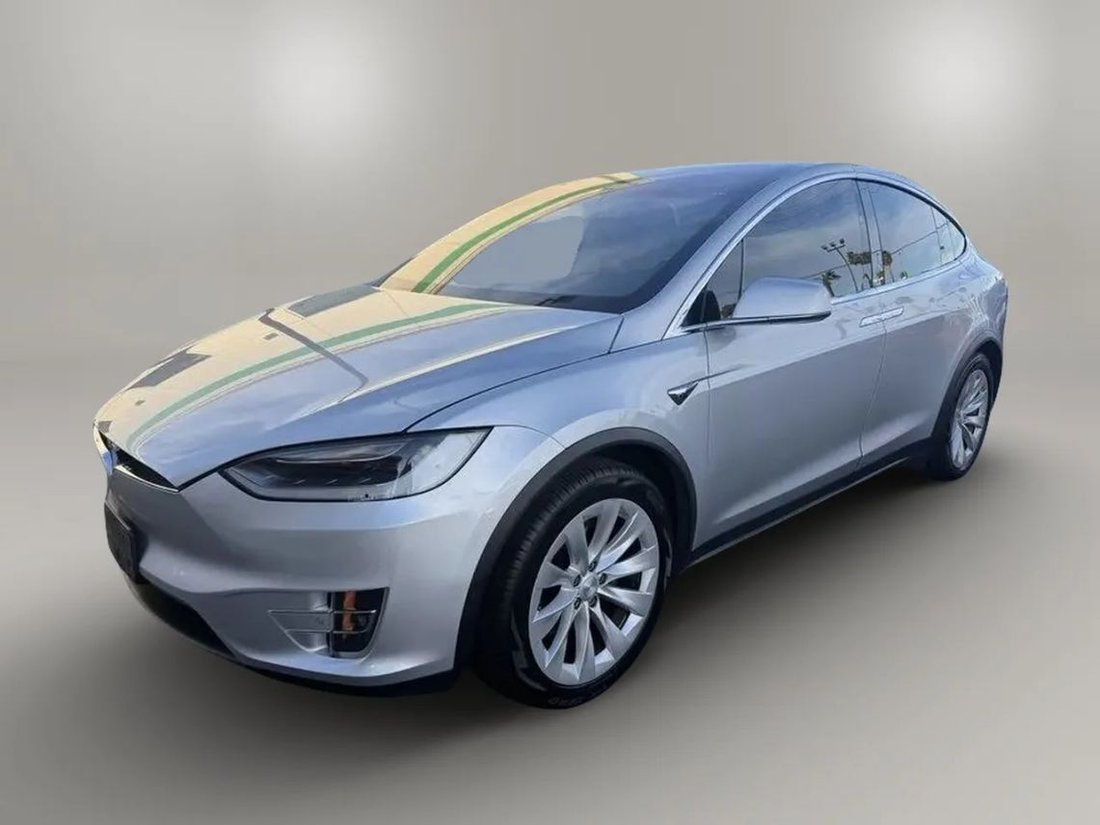 Suv in Riverside, CA, United States 1 - 18344859