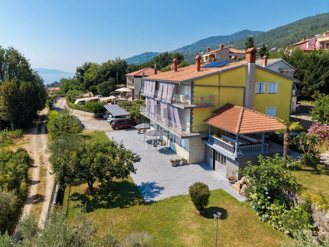 House in Grad Opatija, Primorje-Gorski Kotar County, Croatia 3 - 18341035