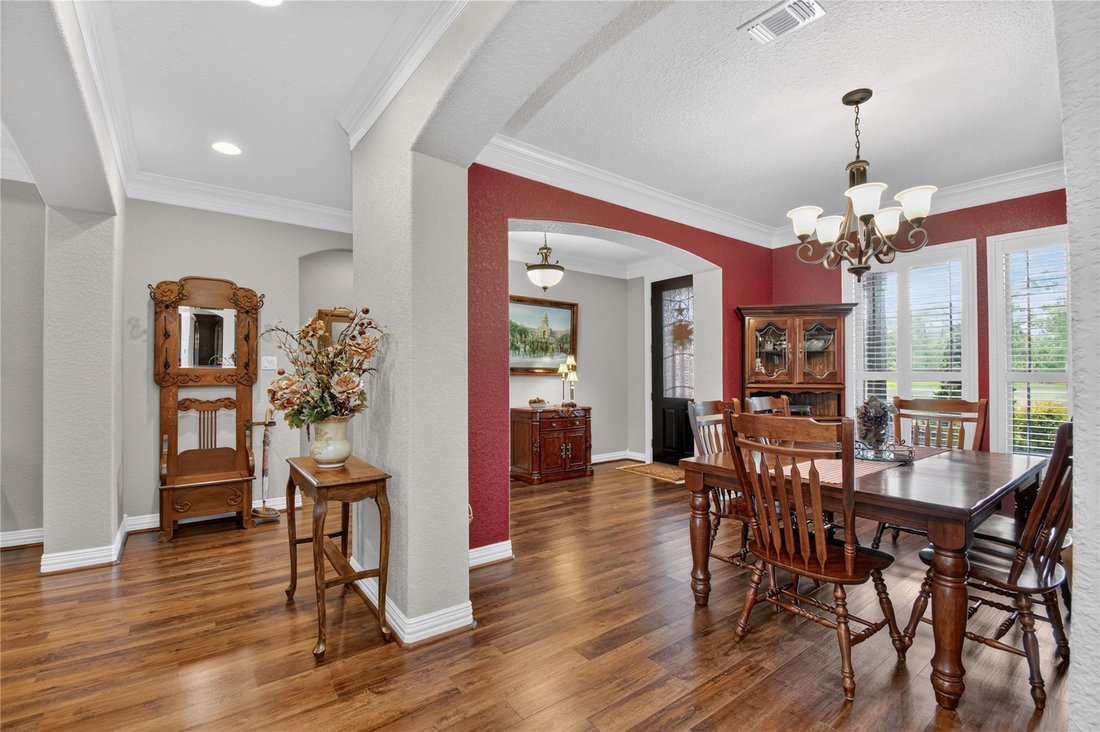 House in Angleton, Texas, United States 3 - 18345587