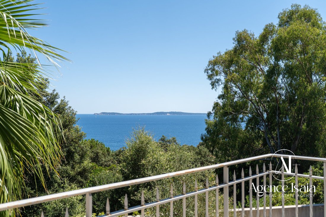 House in Rayol-Canadel-sur-Mer, Provence-Alpes-Côte d'Azur, France 5 - 18341950