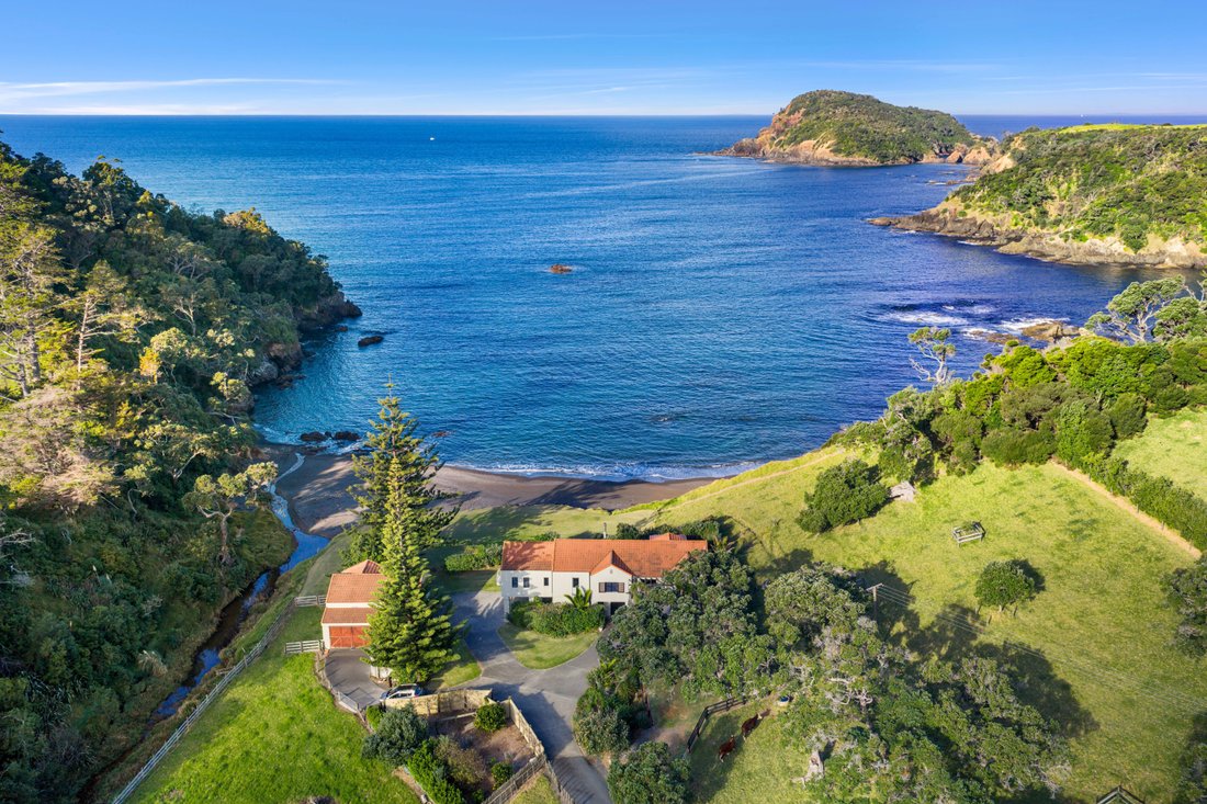 House in Tutukaka, Northland, New Zealand 1 - 18348727