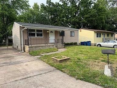 Spanish Lake, Missouri, United States 1 - 18335067