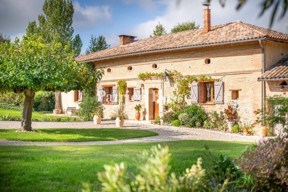 Farm Ranch in Labastide-Saint-Pierre, Occitania, France 2 - 18341185