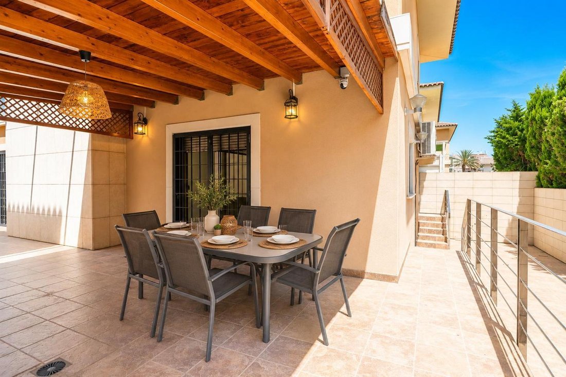 Villa in Elche, Land Valencia, Spanien 5 - 18334864