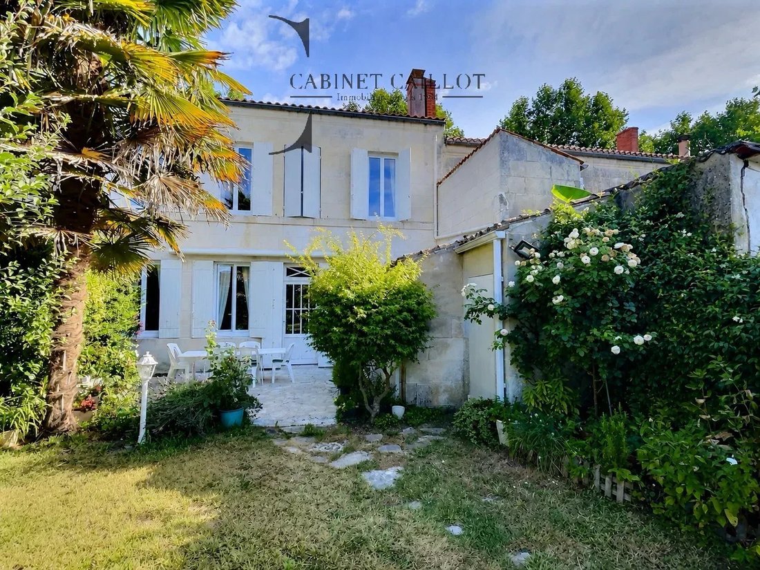 House in Centre, Saintes, France 1 - 18348183