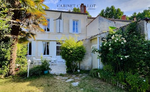 House in Centre, Saintes, France 1