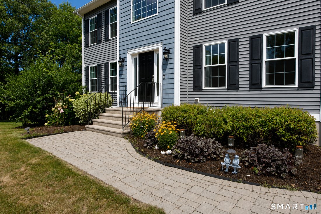 House in Simsbury, Connecticut, United States 3 - 18296892